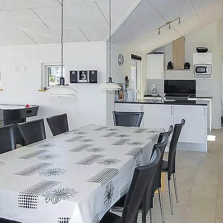 Awesome In Haderslev With Wifi 度假居