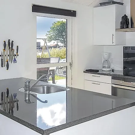 度假居 Awesome In Haderslev With Wifi